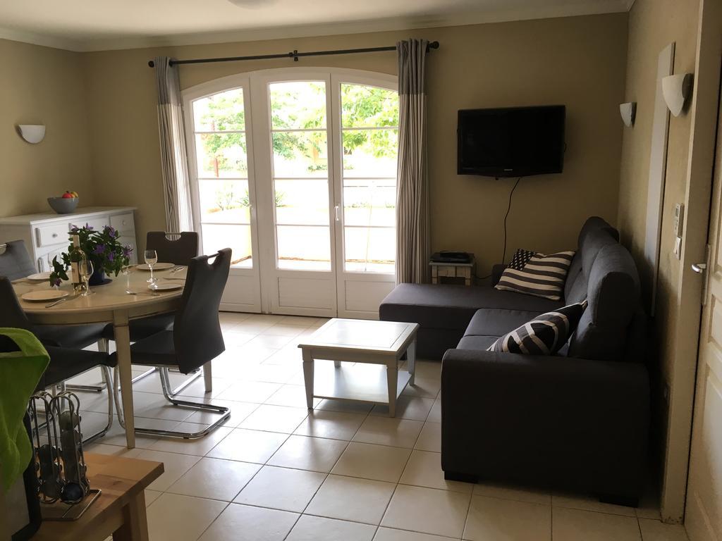 Appartement Dans Residence - Le Domaine De Camiole Callian  Exteriér fotografie