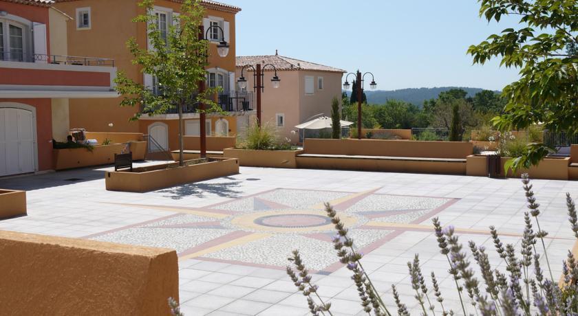 Appartement Dans Residence - Le Domaine De Camiole Callian  Exteriér fotografie