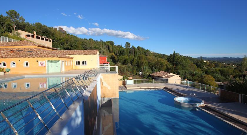 Appartement Dans Residence - Le Domaine De Camiole Callian  Exteriér fotografie